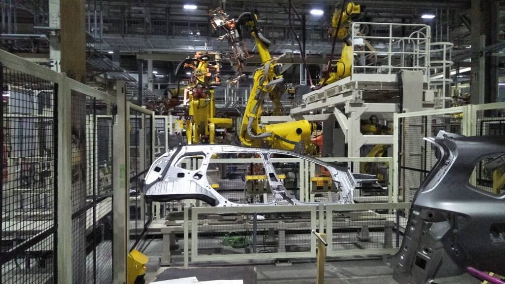 ROBOT INSTALLATION & COMMISIONING