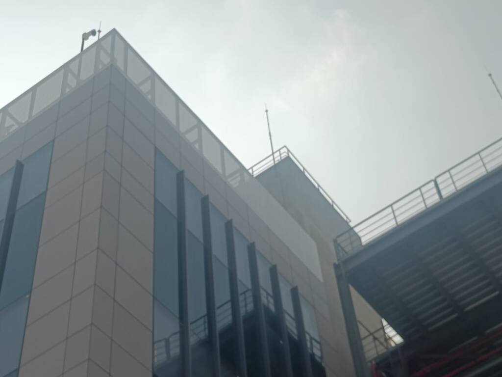 Metal wall partition & Facade structure